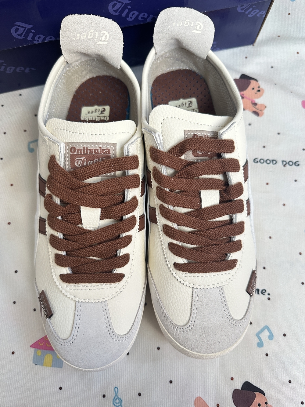 Onitsuka Tiger Classic Mexico 66 Series: White & Brown Casual Sneakers - Picture 2 of 6